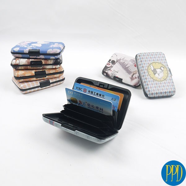 RFID blocking credit card holder and wallet